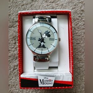 Disney Minie Mouse Watch - white wrist band